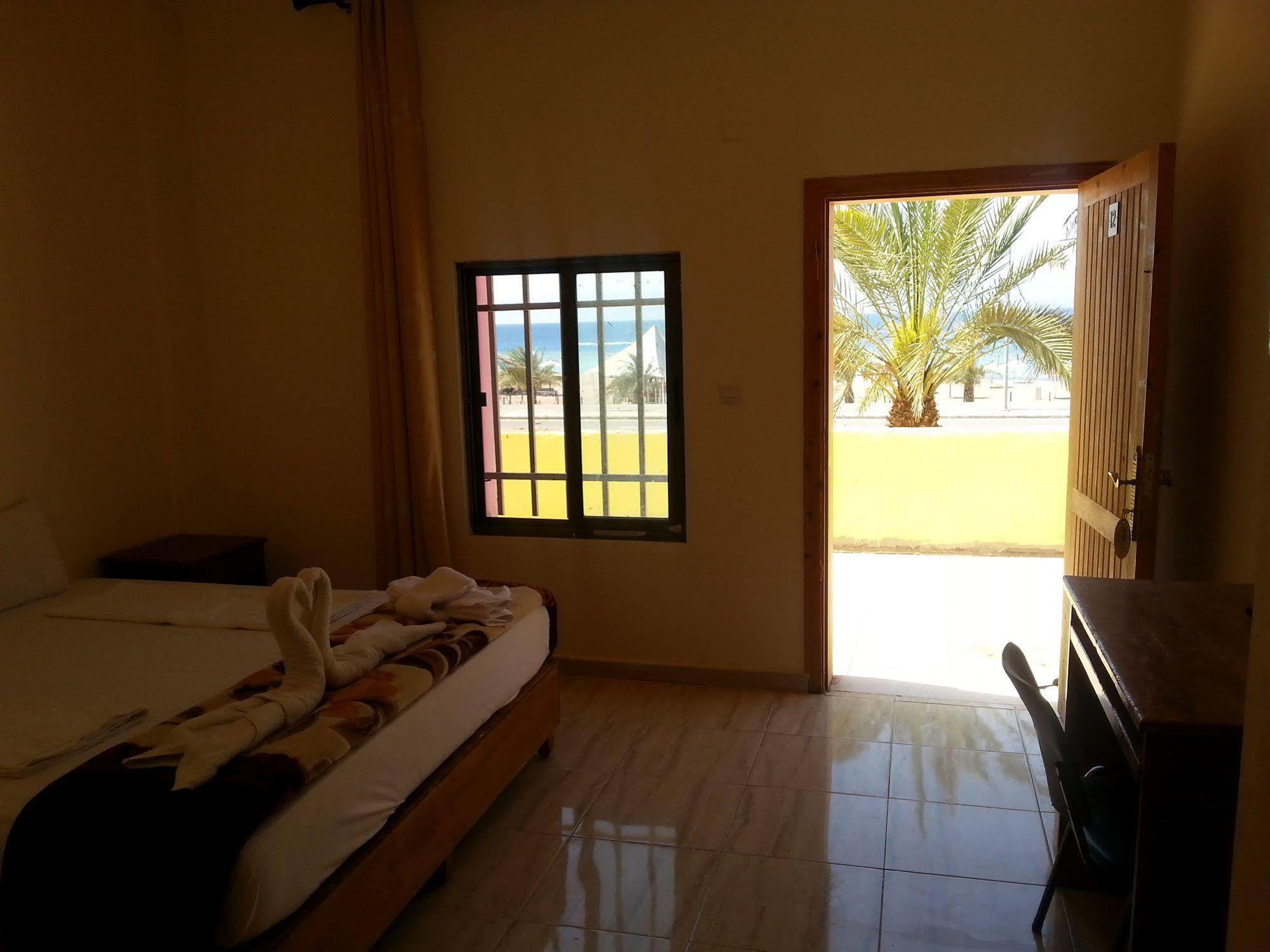 Darna Village Beach Hostel Al Burj Esterno foto